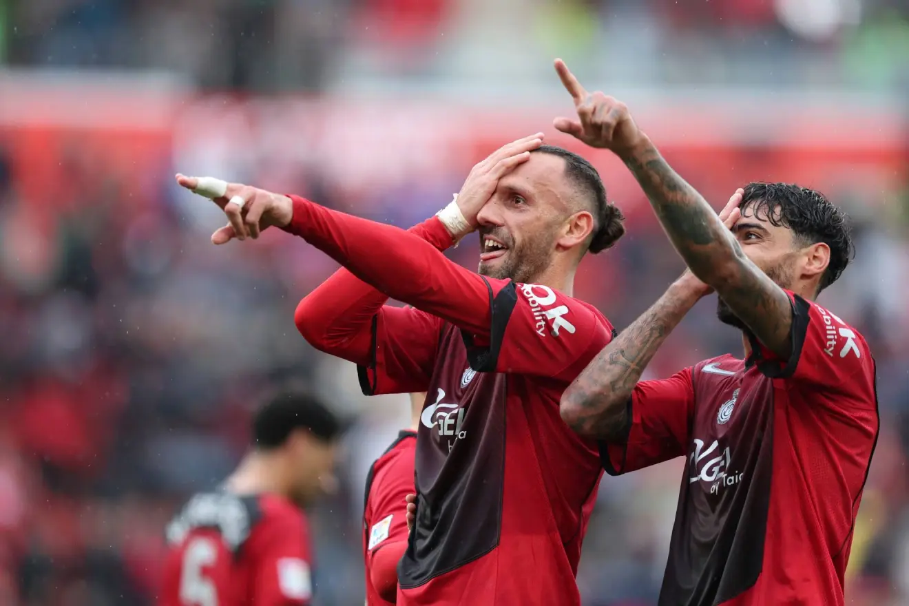 Histórico: Muriqi supera a Eto'o