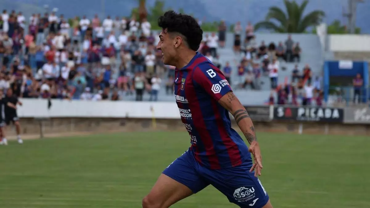 Un histórico Poblense tumba al Numancia y jugará la final por el ascenso a Primera RFEF