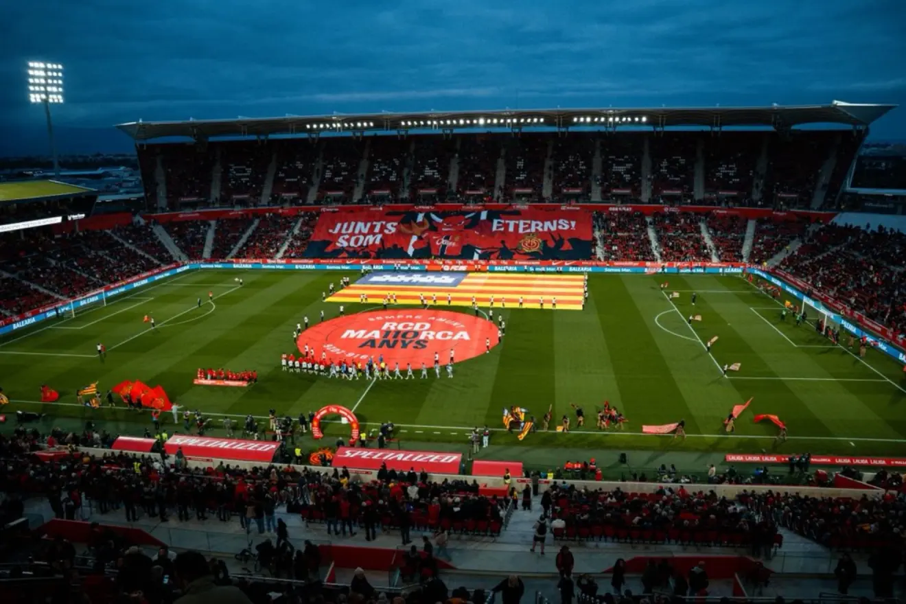 Una celebración apagada