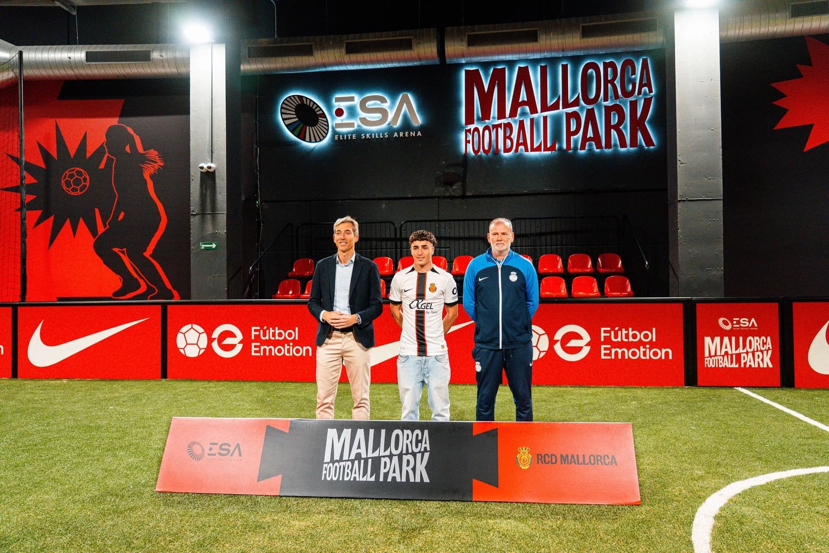 El RCD Mallorca presenta el ESA Mallorca Football Park