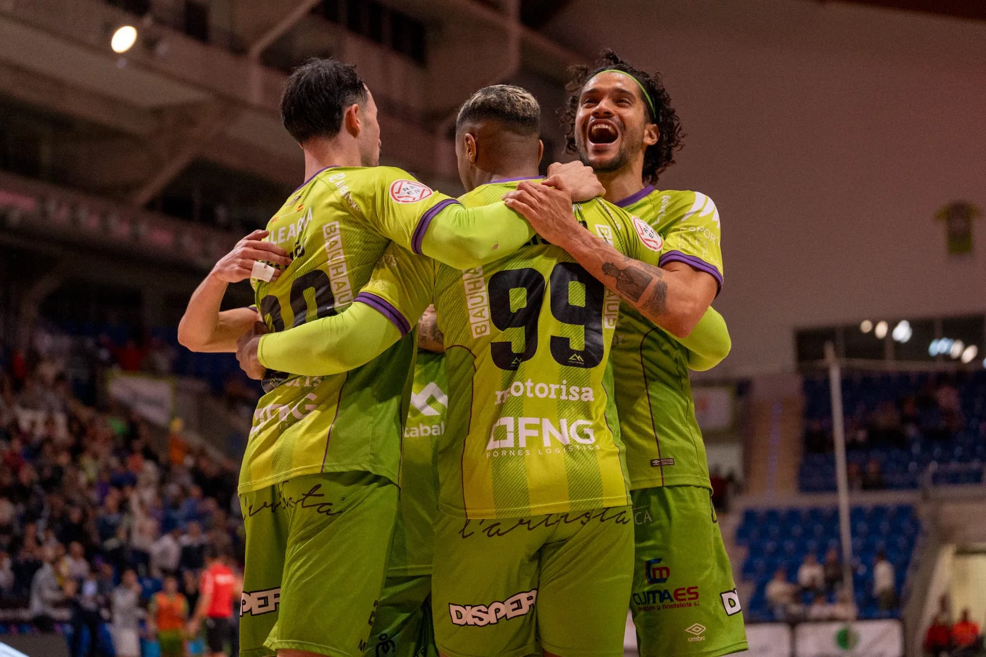 El Palma Futsal se impone por 8-2 al Jaén Paraíso Interior en un Viernes Santo de redención
