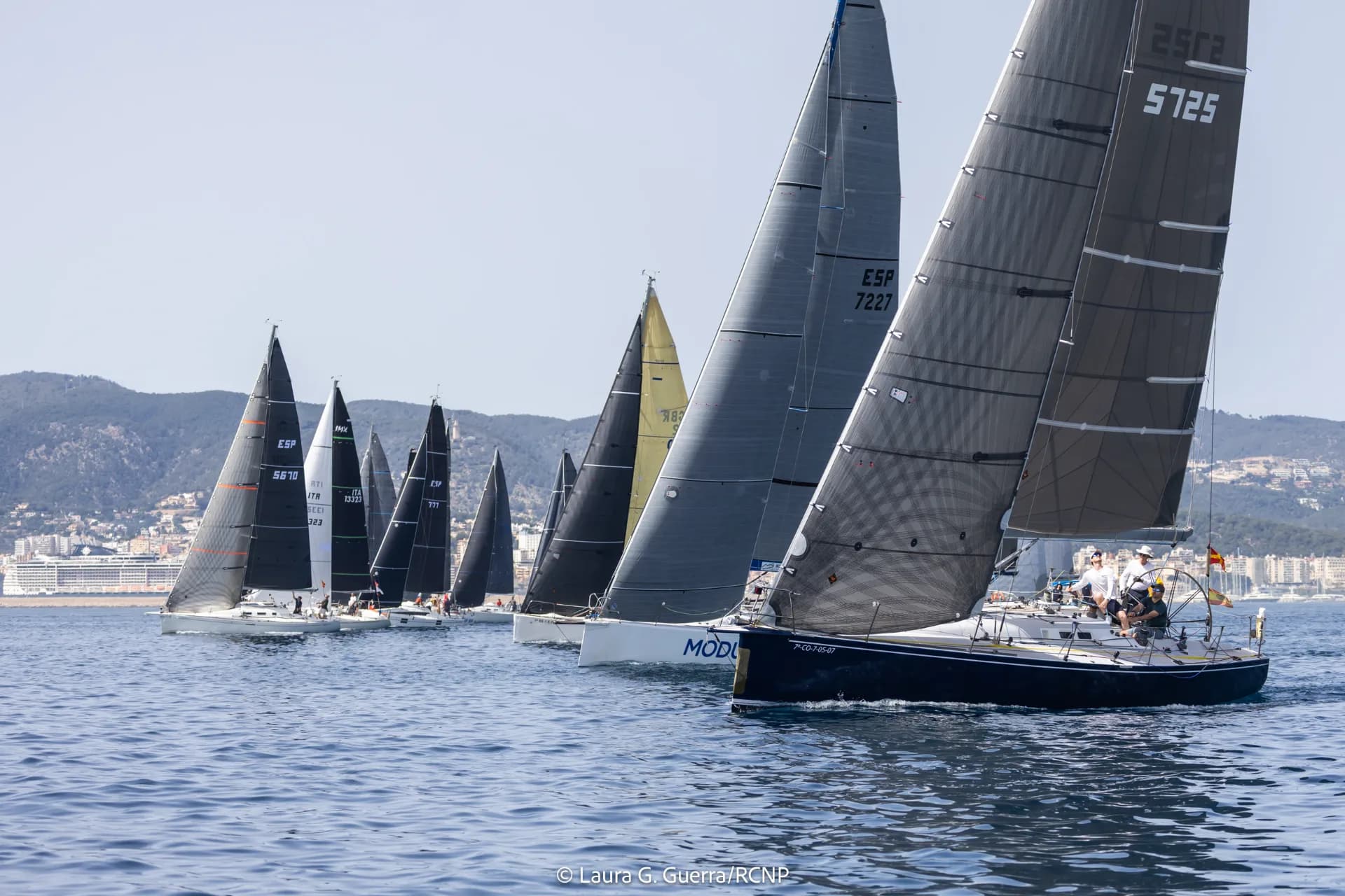 Zarpa la XIII Volta a Mallorca A3 rumbo a la costa norte