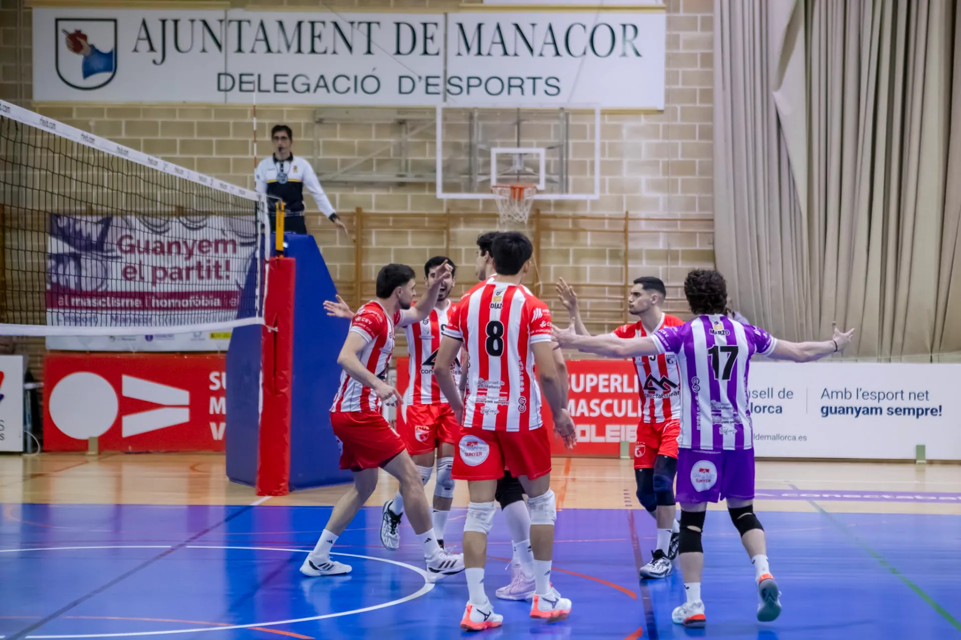 El ConectaBalear golpea primero en los cuartos de final de los play-offs ante Cisneros