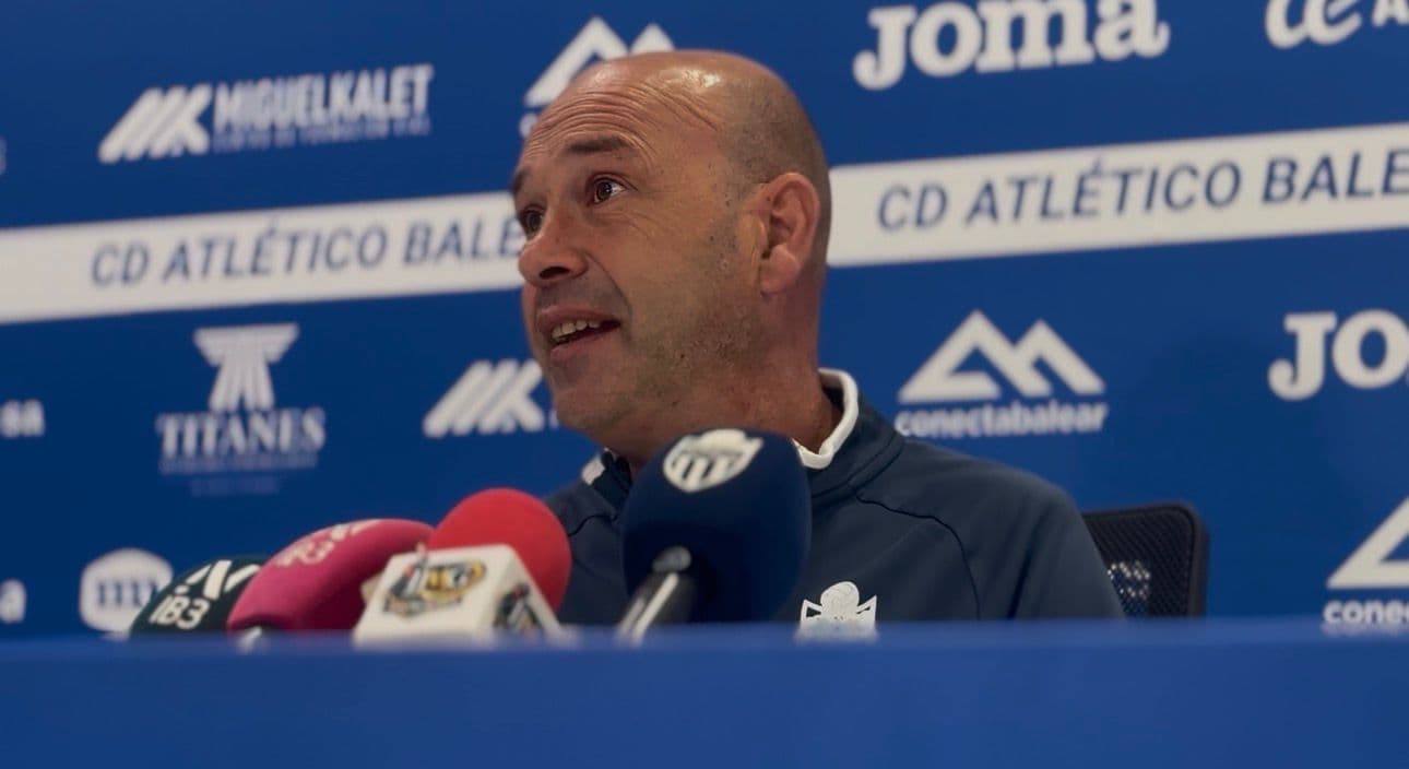 Luis Blanco : «Va a ser un partido muy complicado. No deja de ser un derbi»