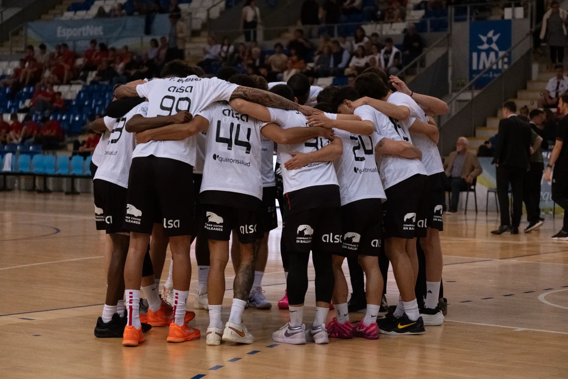 El Fibwi Mallorca Bàsquet Palma vuelve a ceder en los últimos instantes y cae en Son Moix
