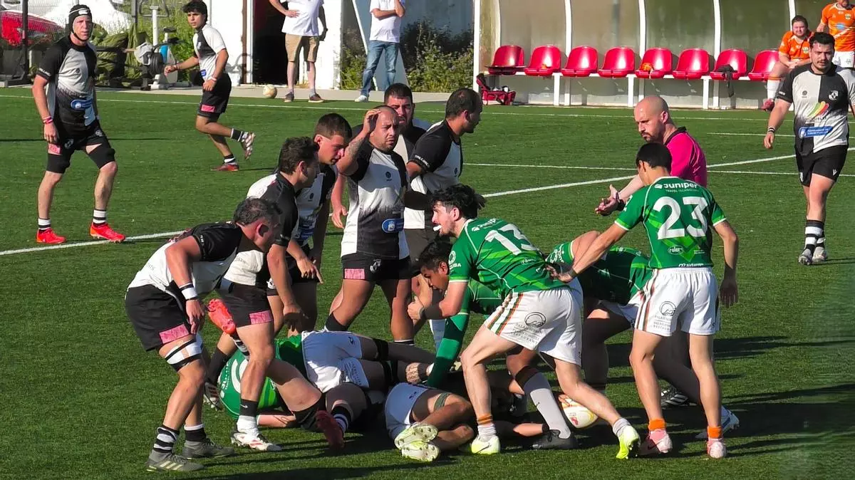 El Palma Rugby Unión se aleja aún más de la permanencia tras caer ante El Toro