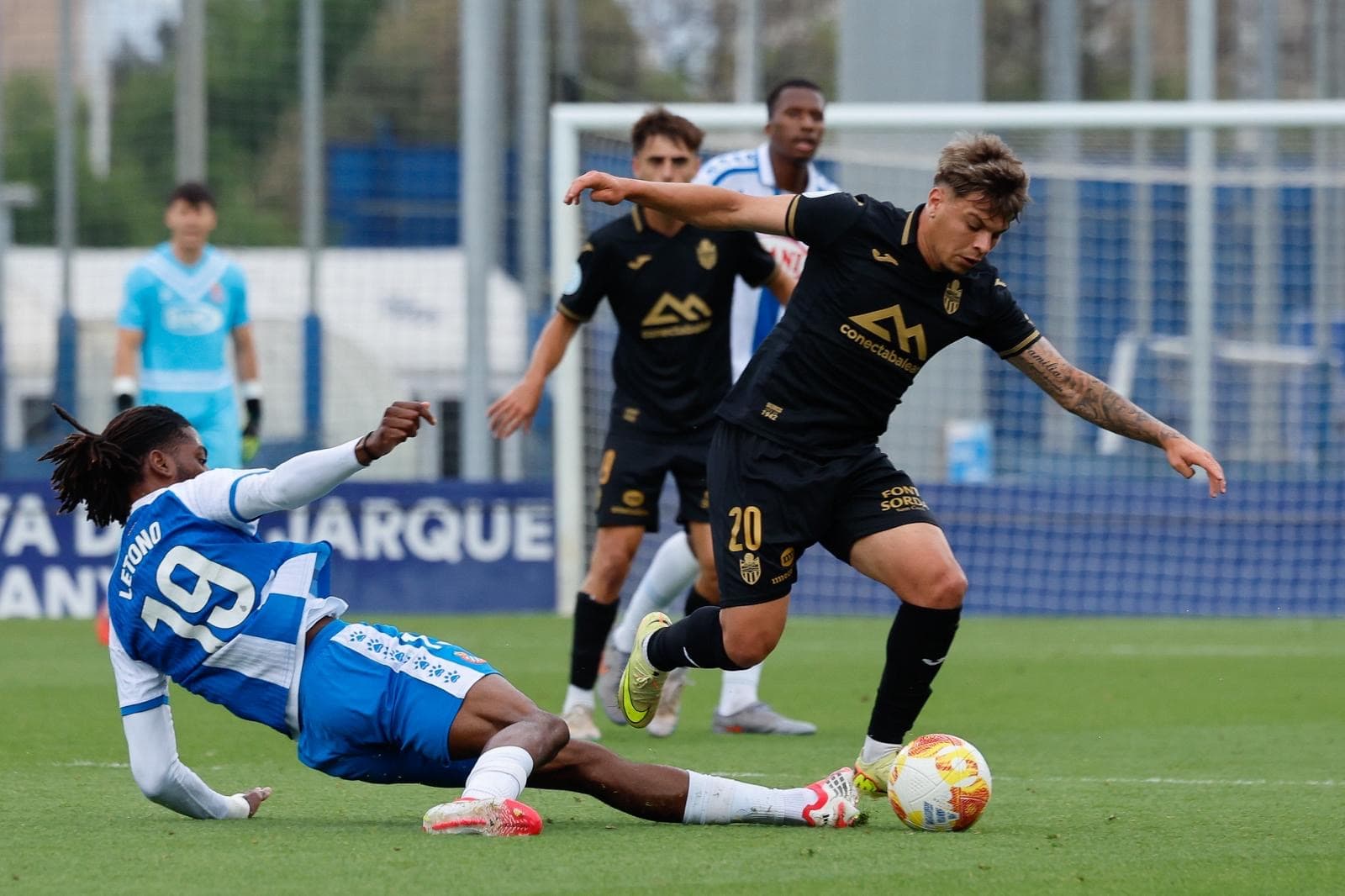 Victoria trabajada del Atlético Baleares ante el filial del Español para afianzar buenas sensaciones antes del playoff