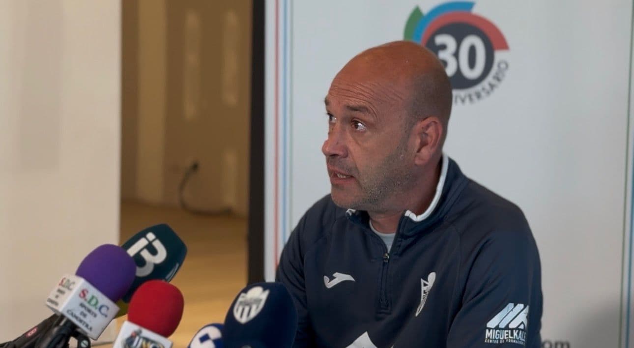 Luis Blanco: «Hemos hecho una puntuación muy buena, llevamos seis partidos seguidos ganando, pero ahora entramos en una competición distinta y hay que afrontarla como tal»