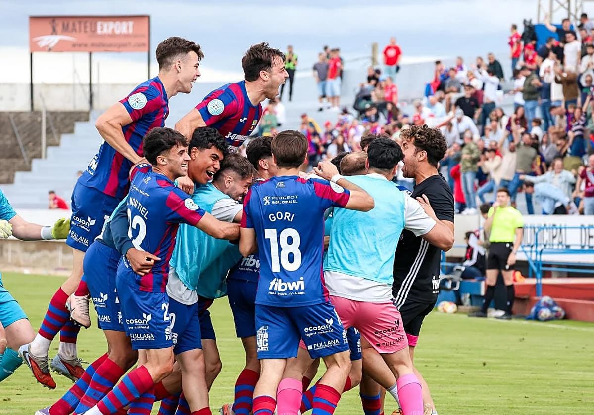 El Poblense, a 90 minutos escribir una página dorada en su historia