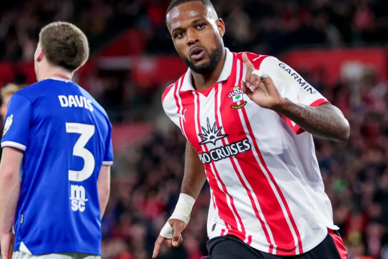 Cyle Larin, traspasado al Southampton
