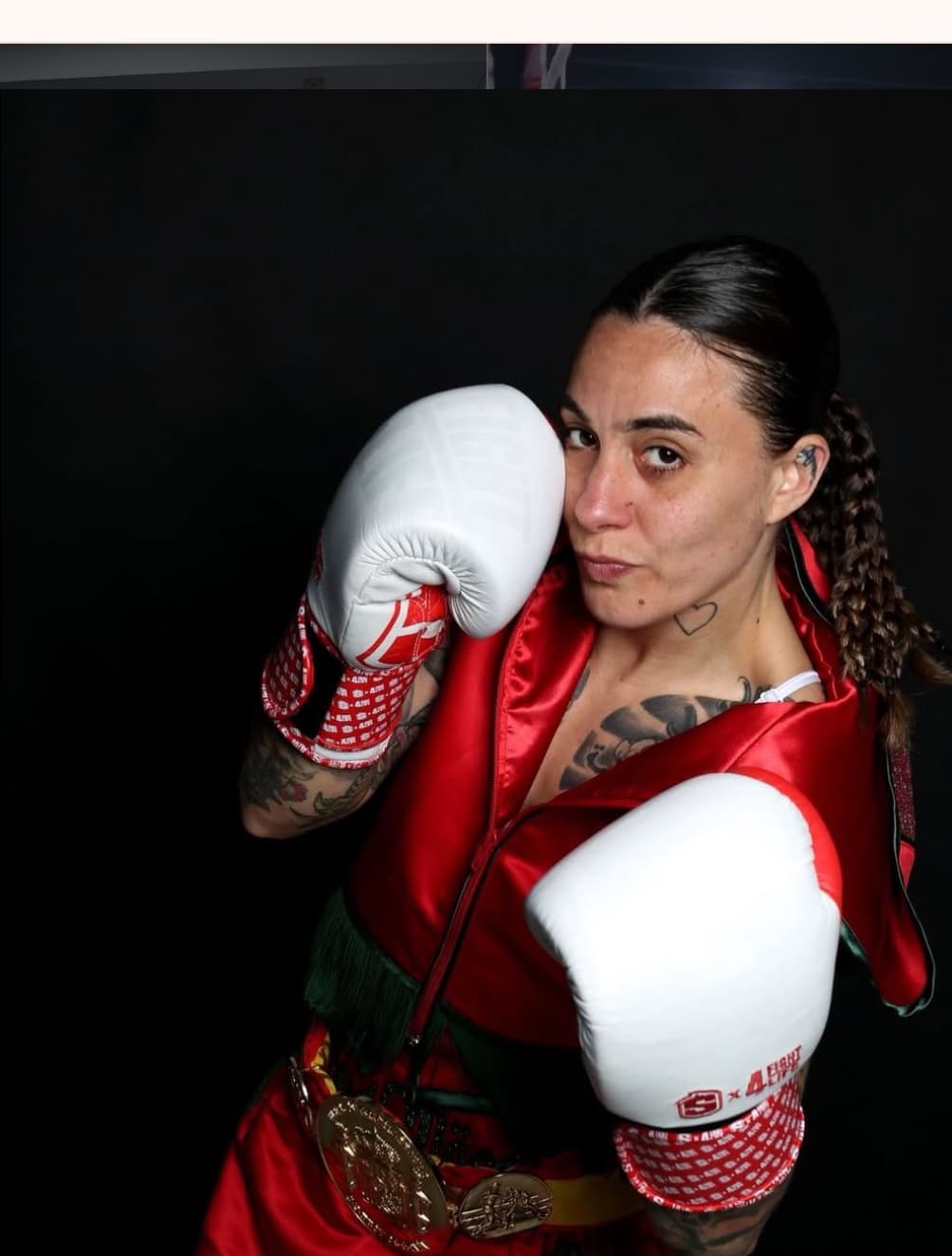 Farah El Bousairi ya mira a la élite mundial del boxeo