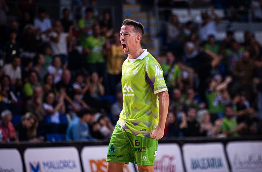 Lín acompaña a Rivillos en la operación salida del Palma Futsal