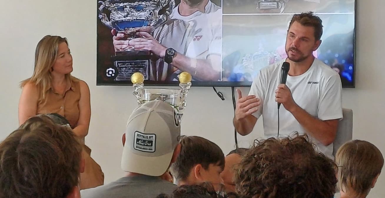 Wawrinka protagoniza un encuentro con aficionados y Tsitsipas inaugura la hierba del Vanda Pharmaceuticals Mallorca Championships