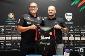Álex Formento, presentado con el Fibwi Mallorca: Formento: “No voy a estar 34 jornadas hablando de la permanencia”