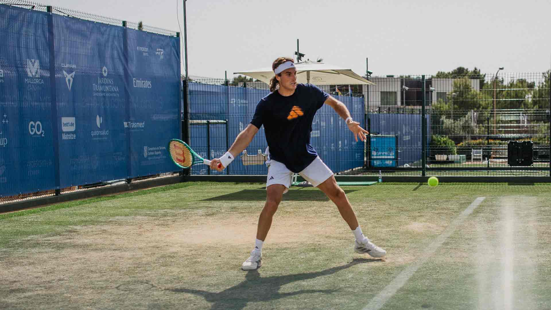 Dimitrov, Tsitsipas y Darderi se estrenan este martes en Mallorca