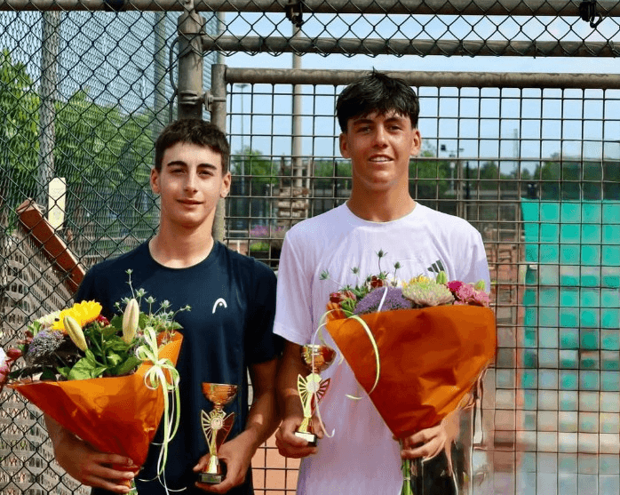 Toni Escarda triunfa en el ITF J100 The Haguet