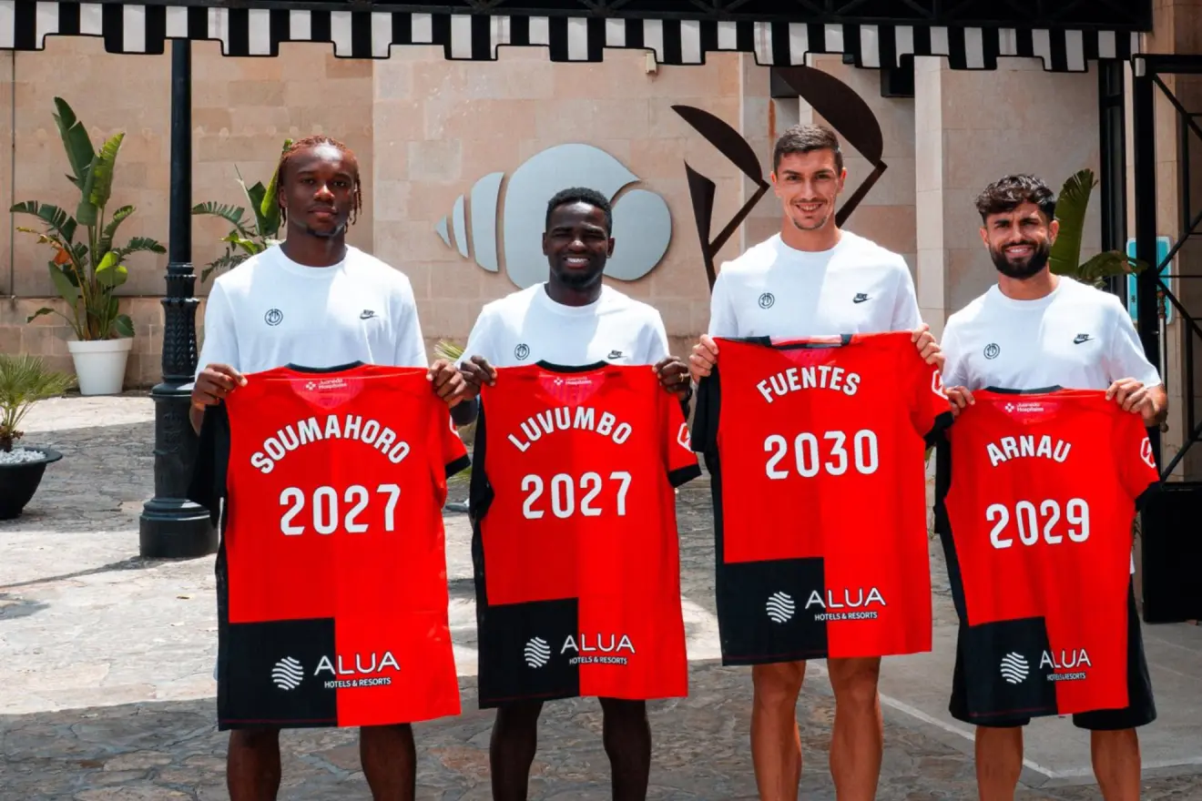 El Mallorca presenta a sus cuatro fichajes: ambición y ascenso
