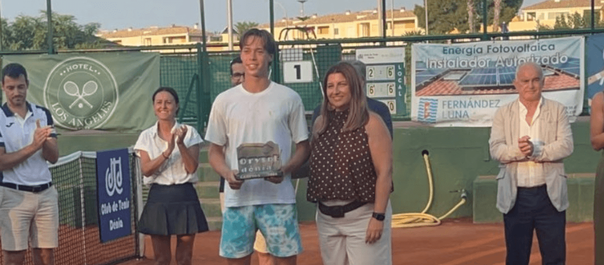PAVEL LAGUTIN CAMPEÓN EN EL M25 DE DENIA