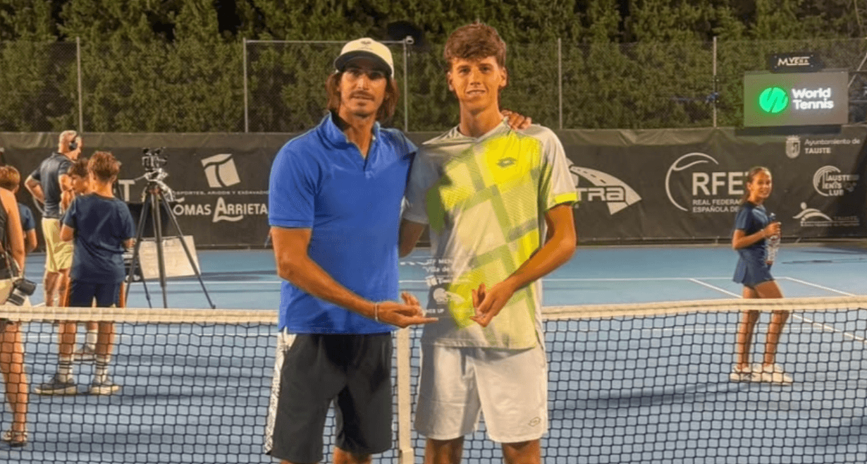 IZAN ALMAZÁN, FINALISTA DEL M25 DE TAUSTE