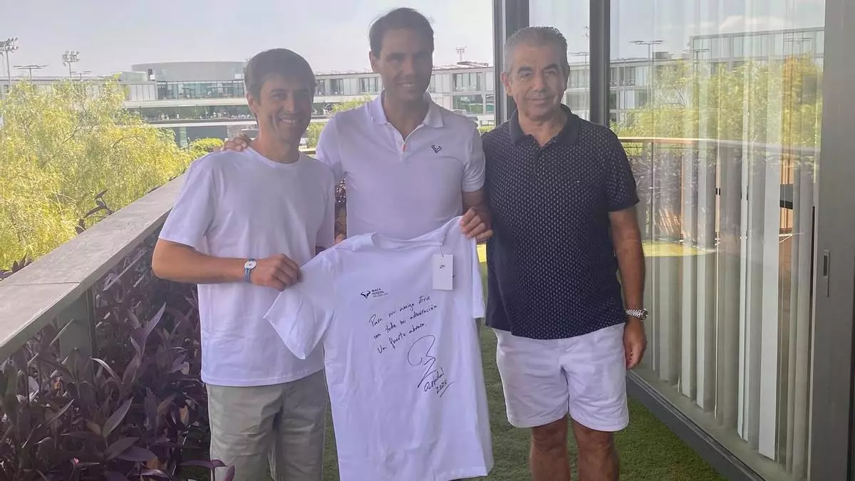 Rafa Nadal abre las puertas de su academia a Eric Raffin, figura internacional del trote