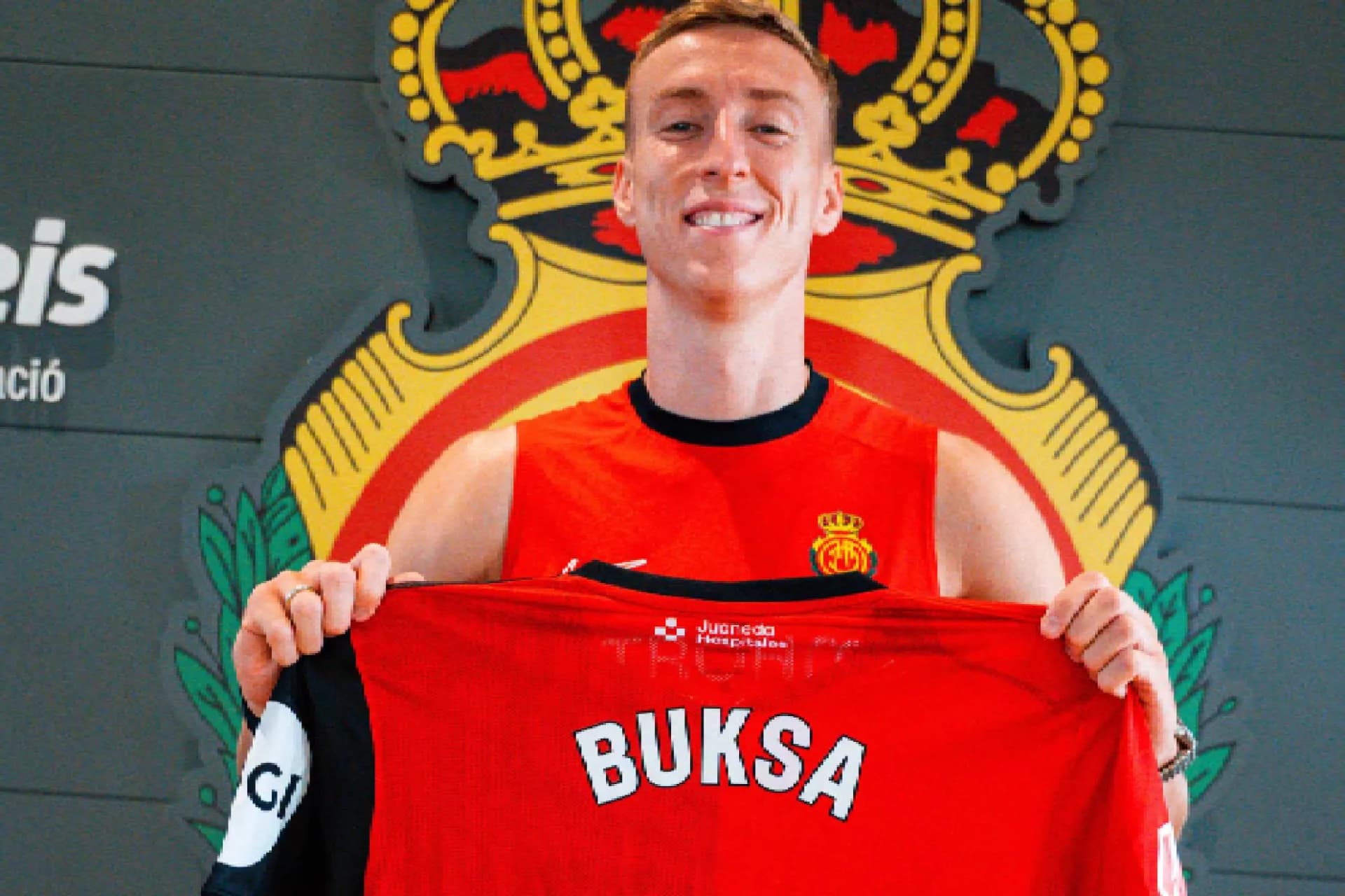El Mallorca ya tiene a su ansiado ‘9’: Adam Buksa