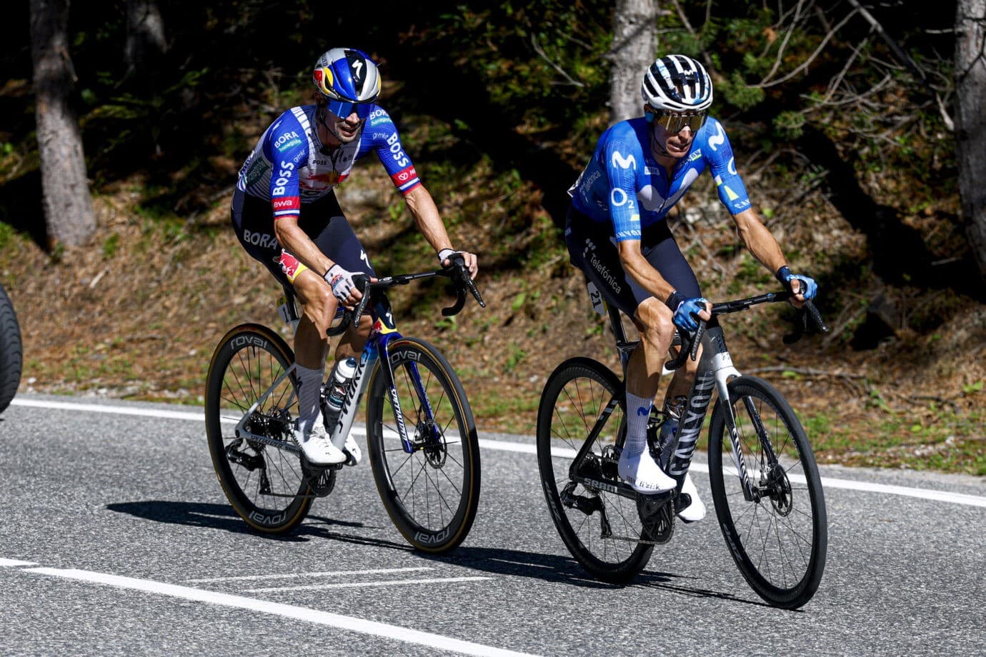Un gran Enric Mas brilla en Andorra y asciende a la 3ª posición en la general de La Vuelta