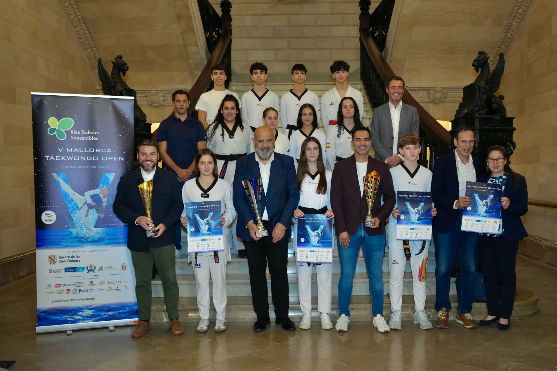 El alcalde presenta la V edición del Ciutat de Palma de Taekwondo, que reunirá el próximo 17 de octubre a cerca de 800 deportistas en el Velòdrom Illes Balears
