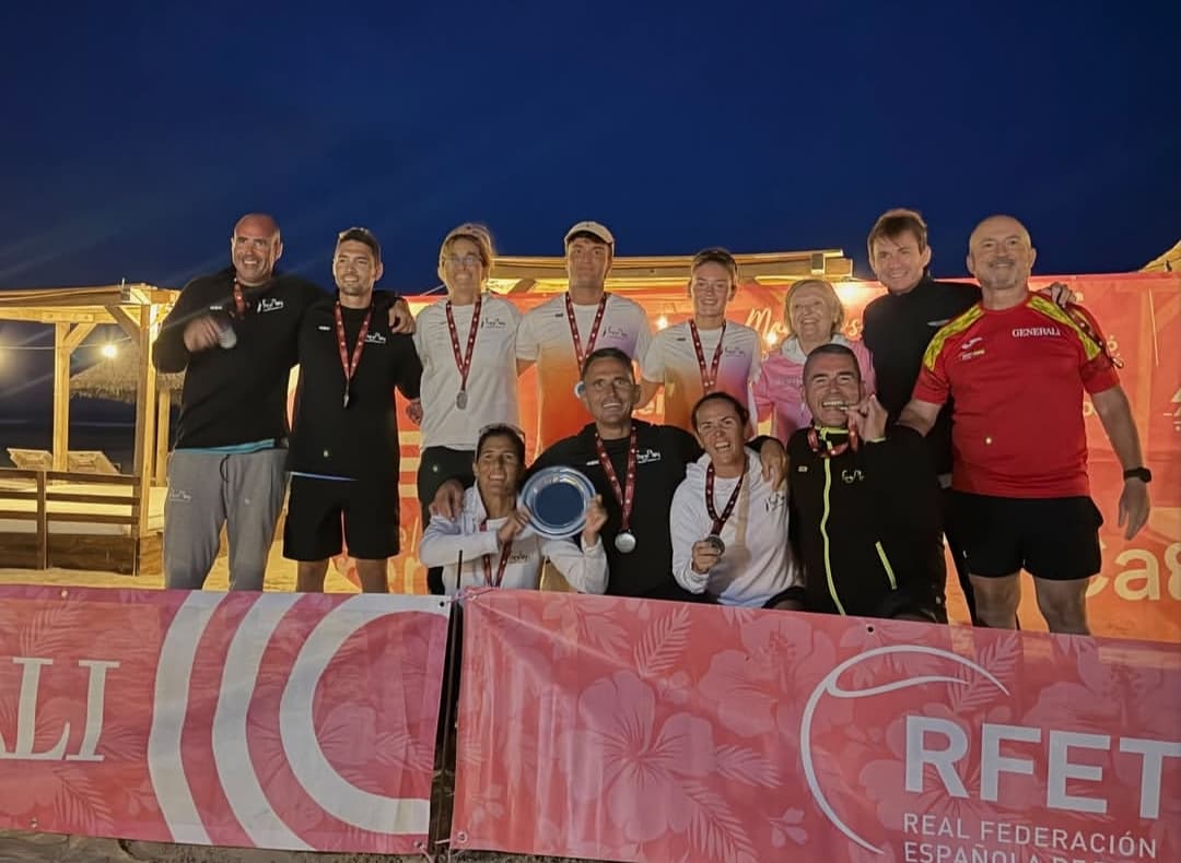 EL CE FREEPLAY, SUBCAMPEÓN DE ESPAÑA DE TENIS PLAYA POR EQUIPOS ABSOLUTOS POR CLUBES