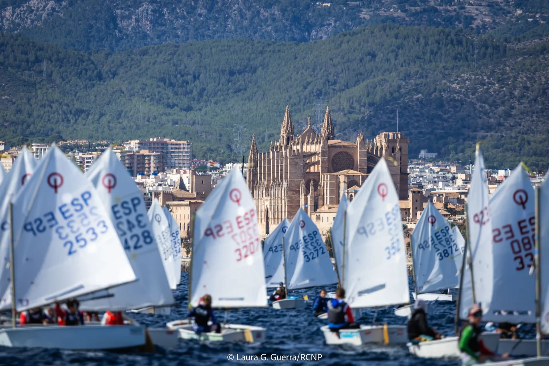Sesión doble de vela en el RCNP con la Audax Marina y el Trofeo Hispanidad